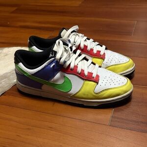 Nike Women’s Dunk Low Green Strike Size 11 DD1503‑106